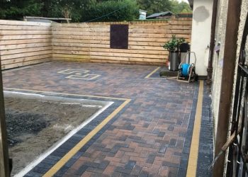 e774f322-e2e7-4123-931d-0bbd44414152